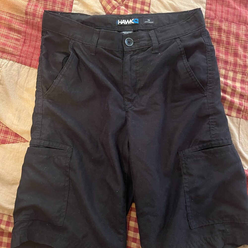 Boys Size 14 Tony Hawk Black shorts - Picture 2 of 4